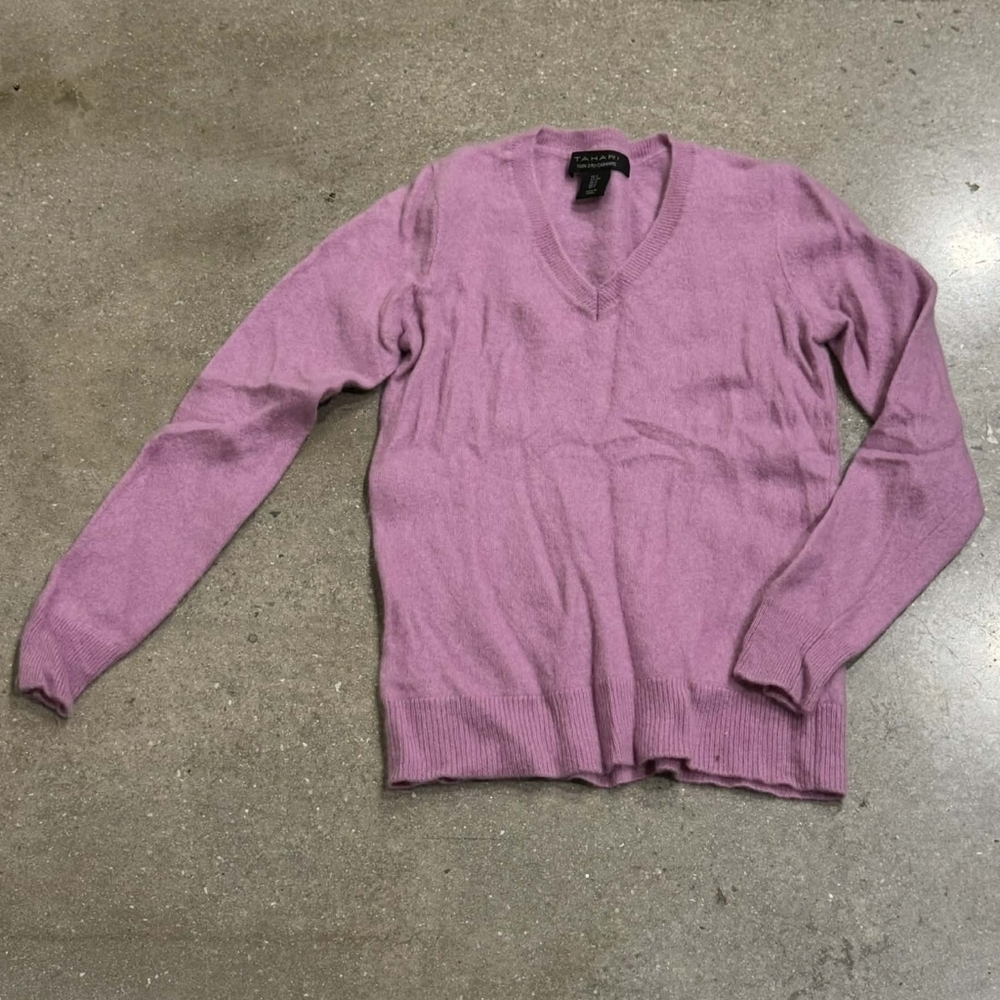Tahari Pink 100% 2-Ply Cashmere V-Neck Sweater Women's Small S Warm Soft EUC